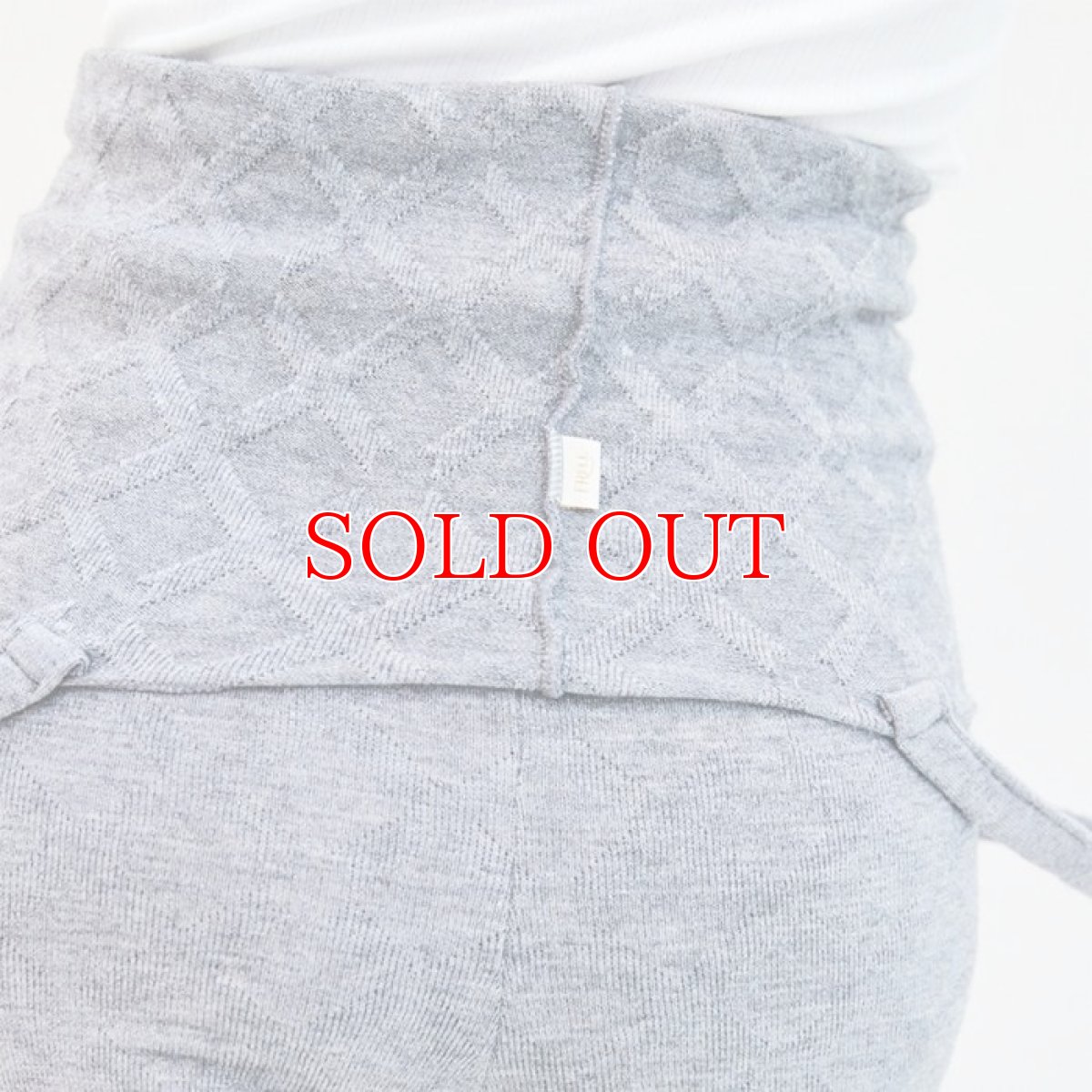 画像6: ERELL（エレル）CHLOEE ニットショートロンパー｜パールグレー (6)