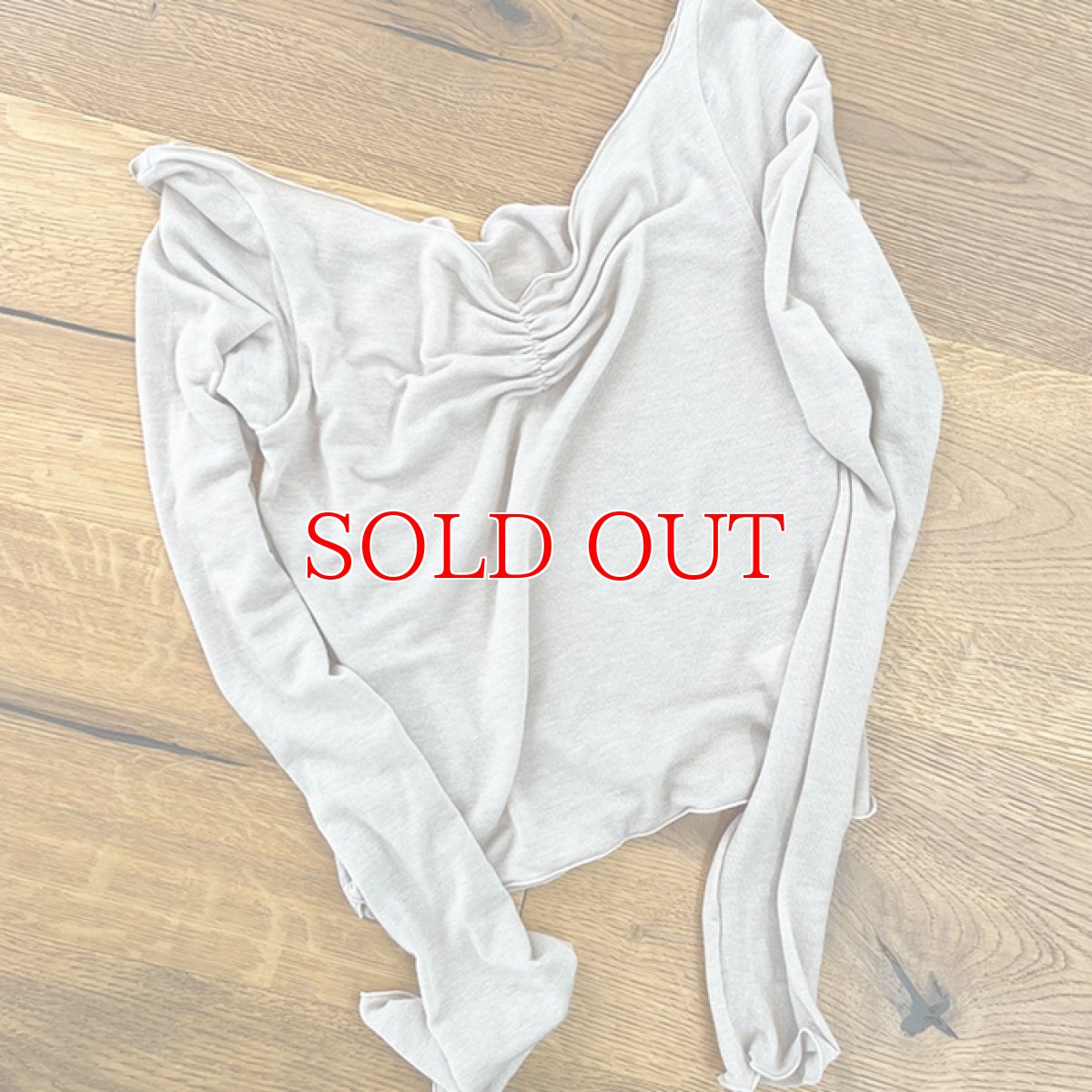 画像4: ERELL（エレル）JENNIE トップス｜チョークベージュ (4)