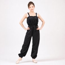 Grishko（グリシコ）0403 BOWIE（ボウイ）Heat Retention Wear サウナユニタード スモールロゴ バレエオールインワン コーディネートイメージ｜ダンスケイト