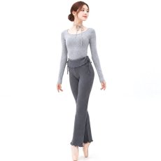 ERELL エレル Plie Knit Pants プリエニットパンツ チャコールヘザー 着用イメージ