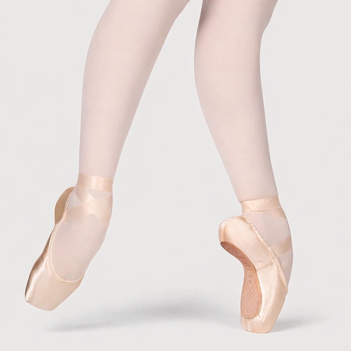 BLOCH トウシューズ ES0160L バランスヨーロピアン 足裏と形状の詳細